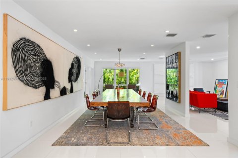 Villa ou maison à louer à Miami Beach, Floride: 5 chambres, 369.75 m2 № 2000397 - photo 3