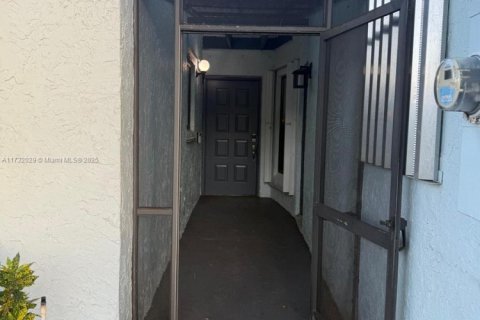 Condominio en venta en Tamarac, Florida, 2 dormitorios, 116.69 m2 № 1865321 - foto 7