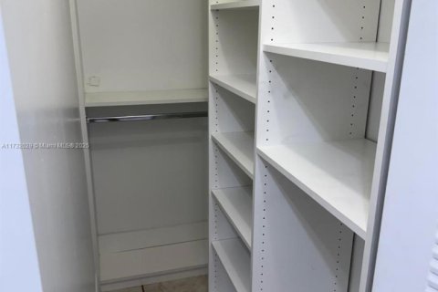 Condominio en venta en Tamarac, Florida, 2 dormitorios, 116.69 m2 № 1865321 - foto 29