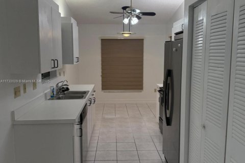 Condominio en venta en Tamarac, Florida, 2 dormitorios, 116.69 m2 № 1865321 - foto 19