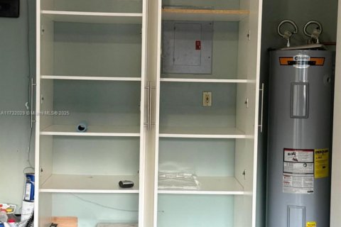 Condominio en venta en Tamarac, Florida, 2 dormitorios, 116.69 m2 № 1865321 - foto 11