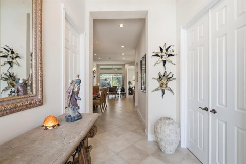 House in Lake Worth, Florida 3 bedrooms, 190.73 sq.m. № 2417555 - photo 6