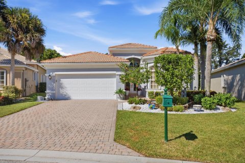 House in Lake Worth, Florida 3 bedrooms, 190.73 sq.m. № 2417555 - photo 2