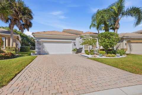 House in Lake Worth, Florida 3 bedrooms, 190.73 sq.m. № 2417555 - photo 3
