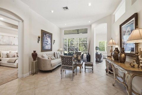 House in Lake Worth, Florida 3 bedrooms, 190.73 sq.m. № 2417555 - photo 10