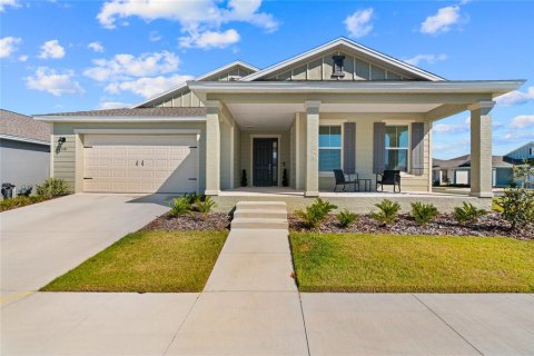 House in Ocala, Florida 4 bedrooms, 245.73 sq.m. № 1907503 - photo 1