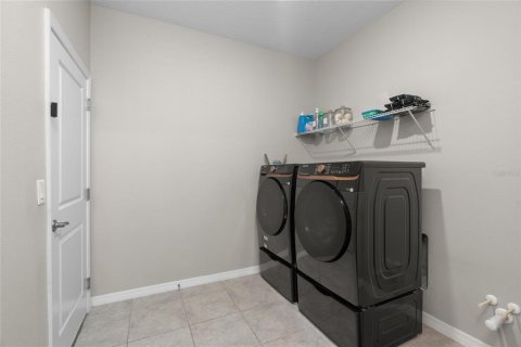 House in Ocala, Florida 4 bedrooms, 245.73 sq.m. № 1907503 - photo 25