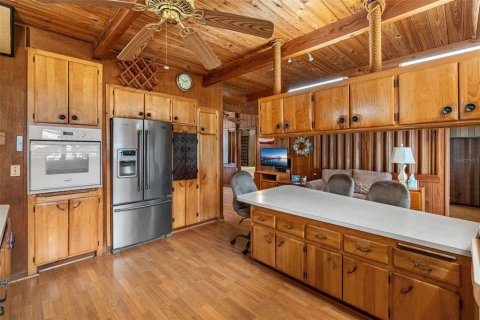 Villa ou maison à vendre à Cocoa Beach, Floride: 4 chambres, 240.15 m2 № 2312639 - photo 8