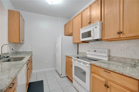 Condominio en alquiler en Orlando, Florida, 3 dormitorios, 115.94 m2 № 1917849 - foto 12