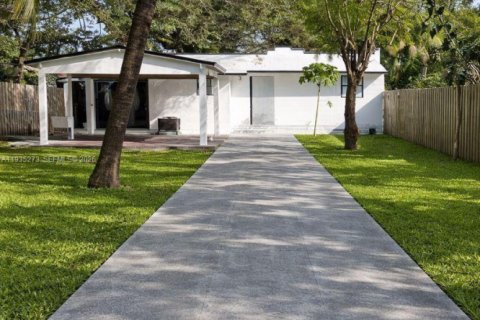 Villa ou maison à vendre à Miami, Floride: 3 chambres, 126.72 m2 № 1993427 - photo 6