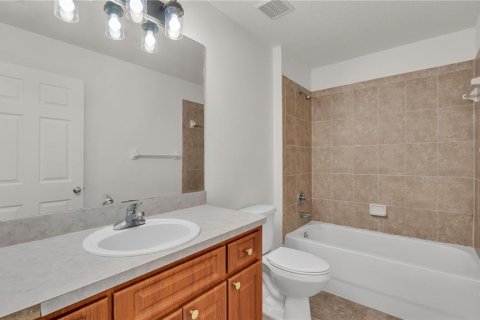 House in Lakeland, Florida 3 bedrooms, 104.98 sq.m. № 1904261 - photo 21