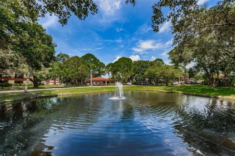 Condo in Clearwater, Florida, 2 bedrooms № 2209093 - photo 2