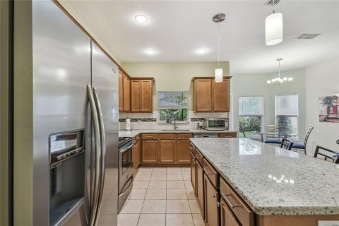 House in Poinciana, Florida 2 bedrooms, 167.22 sq.m. № 1565931 - photo 19