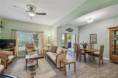 House in Poinciana, Florida 2 bedrooms, 167.22 sq.m. № 1565931 - photo 13