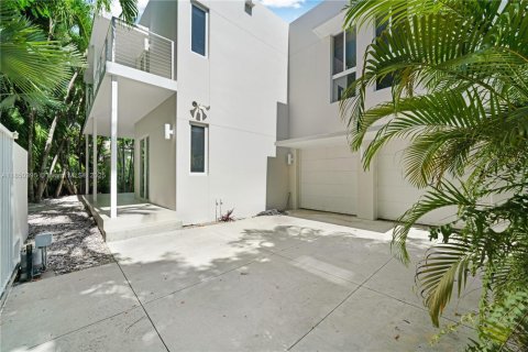 Купить виллу или дом в Майами, Флорида 3 спальни, 246.75м2, № 2019440 - фото 5