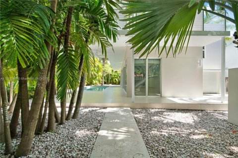 Купить виллу или дом в Майами, Флорида 3 спальни, 246.75м2, № 2019440 - фото 6
