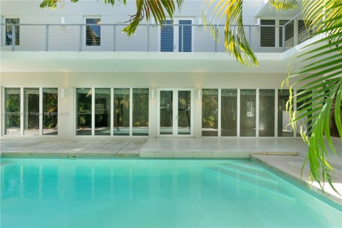 Купить виллу или дом в Майами, Флорида 3 спальни, 246.75м2, № 2019440 - фото 10