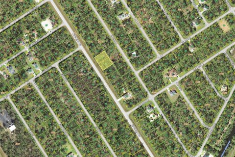 Terreno en venta en Port Charlotte, Florida № 2239871 - foto 2