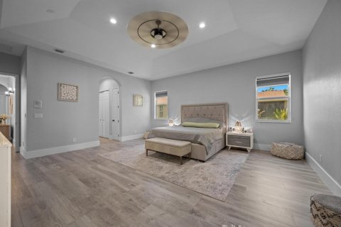 House in Wellington, Florida 4 bedrooms, 251.86 sq.m. № 2365710 - photo 15