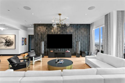 Condo in Tampa, Florida, 3 bedrooms  № 1521469 - photo 6