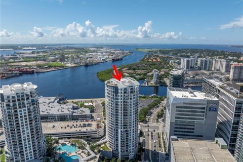 Condo in Tampa, Florida, 3 bedrooms  № 1521469 - photo 2