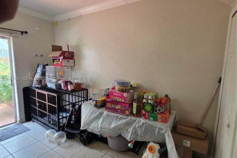 Copropriété à vendre à Hialeah, Floride: 2 chambres, 81.85 m2 № 2378629 - photo 10