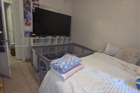 Copropriété à vendre à Hialeah, Floride: 2 chambres, 81.85 m2 № 2378629 - photo 11