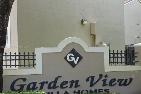 Copropriété à vendre à Hialeah, Floride: 2 chambres, 81.85 m2 № 2378629 - photo 16