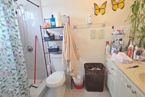 Copropriété à vendre à Hialeah, Floride: 2 chambres, 81.85 m2 № 2378629 - photo 5