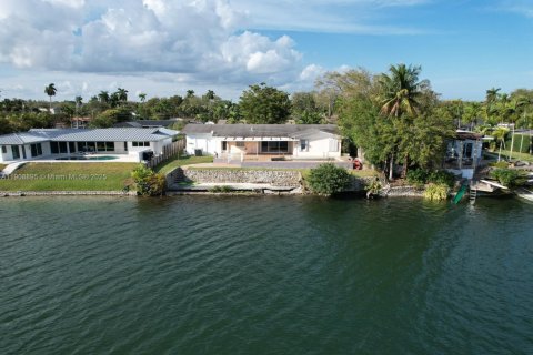 Купить виллу или дом в Норт-Майами-Бич, Флорида 3 спальни, № 1964380 - фото 28
