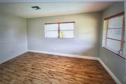 Immobilier commercial à vendre à Fort Lauderdale, Floride: 160.54 m2 № 2085627 - photo 12