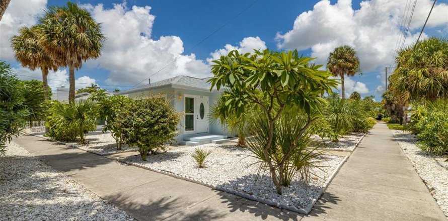 Villa ou maison à Clearwater, Floride 3 chambres, 196.21 m2 № 1876883