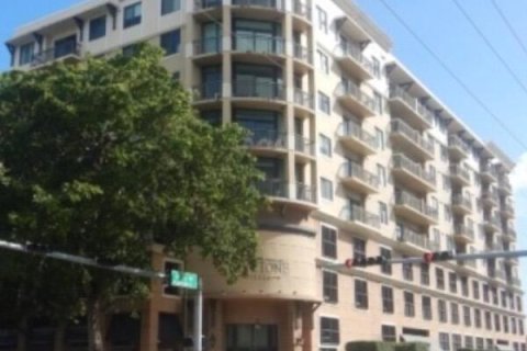 Condominio en venta en Miami, Florida, 3 dormitorios, 108.51 m2 № 2190357 - foto 3