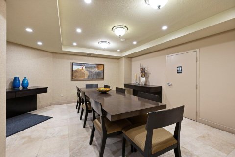 Condominio en venta en Miami, Florida, 3 dormitorios, 108.51 m2 № 2190357 - foto 9