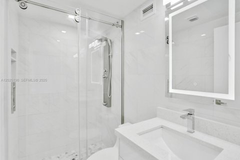 Condominio en alquiler en Hollywood, Florida, 1 dormitorio, 77.57 m2 № 2086109 - foto 15