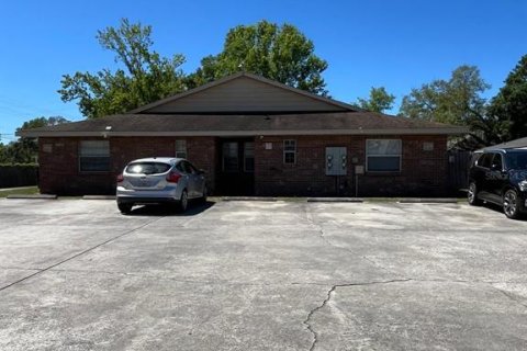 Commercial property in Brandon, Florida 321.16 sq.m. № 1626532 - photo 16