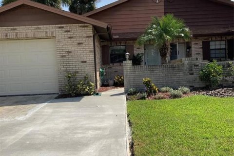 Duplex in Edgewater, Florida 2 bedrooms, 85.56 sq.m. № 1846777 - photo 2