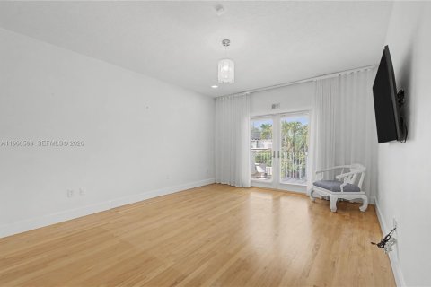 Villa ou maison à vendre à Miami Lakes, Floride: 5 chambres, 306.48 m2 № 2084063 - photo 25