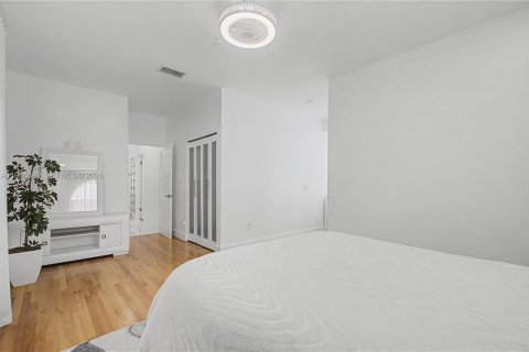 Villa ou maison à vendre à Miami Lakes, Floride: 5 chambres, 306.48 m2 № 2084063 - photo 22