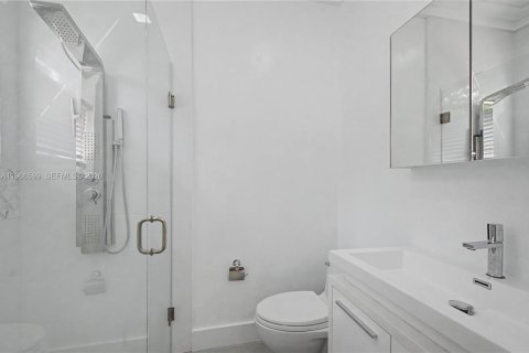 Villa ou maison à vendre à Miami Lakes, Floride: 5 chambres, 306.48 m2 № 2084063 - photo 19