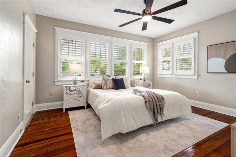 Casa en venta en Tampa, Florida, 4 dormitorios, 208.29 m2 № 1839048 - foto 6