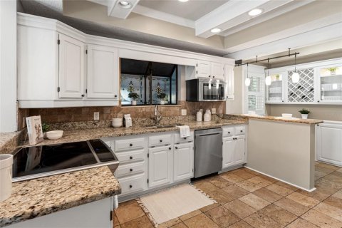 Casa en venta en Tampa, Florida, 4 dormitorios, 208.29 m2 № 1839048 - foto 17