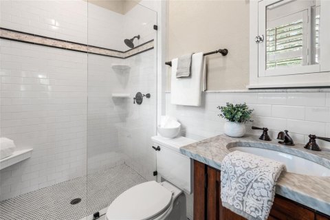 Casa en venta en Tampa, Florida, 4 dormitorios, 208.29 m2 № 1839048 - foto 28