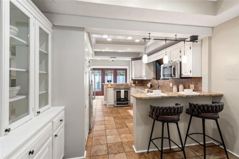 Casa en venta en Tampa, Florida, 4 dormitorios, 208.29 m2 № 1839048 - foto 15