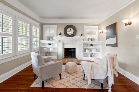 Casa en venta en Tampa, Florida, 4 dormitorios, 208.29 m2 № 1839048 - foto 11