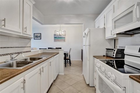 Condominio en alquiler en Pompano Beach, Florida, 2 dormitorios, 91.97 m2 № 2044904 - foto 5