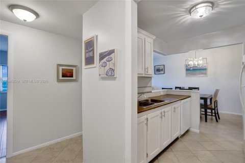 Condominio en alquiler en Pompano Beach, Florida, 2 dormitorios, 91.97 m2 № 2044904 - foto 17