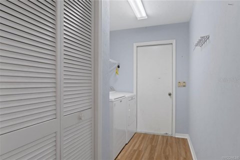 House in Inverness, Florida 3 bedrooms, 147.25 sq.m. № 1783437 - photo 29