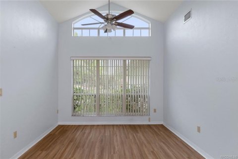 House in Inverness, Florida 3 bedrooms, 147.25 sq.m. № 1783437 - photo 8