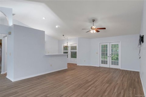 House in Inverness, Florida 3 bedrooms, 147.25 sq.m. № 1783437 - photo 3